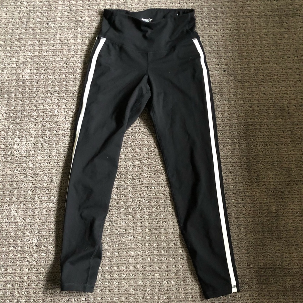 active black & white leggings